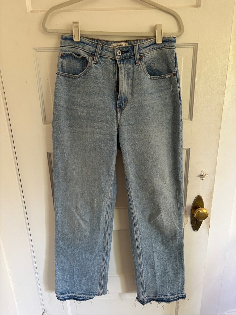Abercrombie & Fitch Curve Love 90s Relaxed Jean High Rise